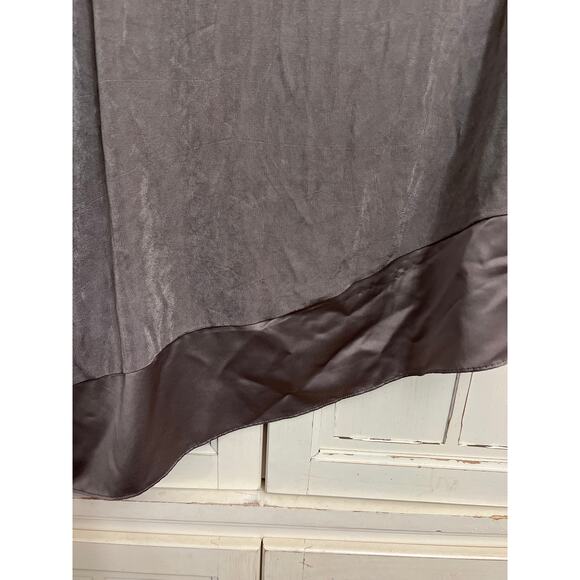 Chico’s Travelers size 3 US XL brown top slinky asymmetrical hem - Picture 2 of 4